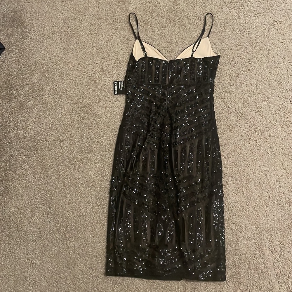 Express sequins dress - Picture 4 of 7